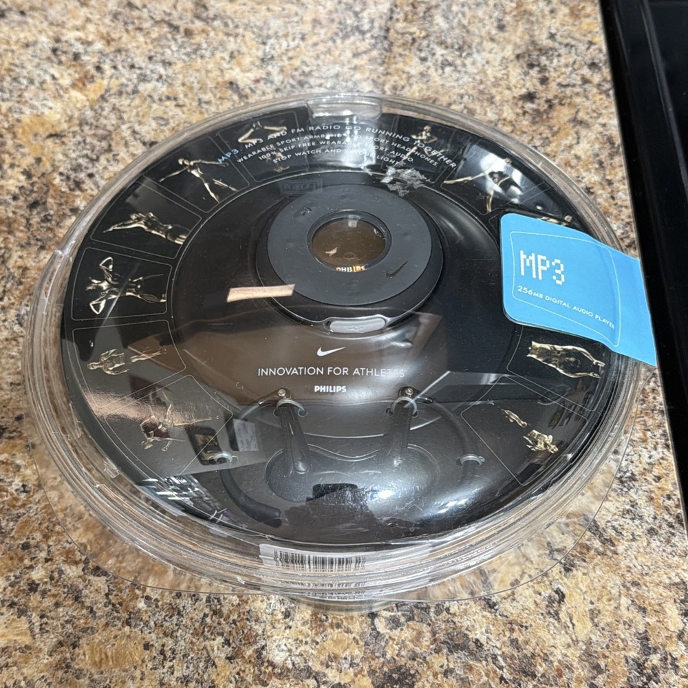 Philips Nike MP3 Max With 256 MB Digital Audio Player FM Radio Unused